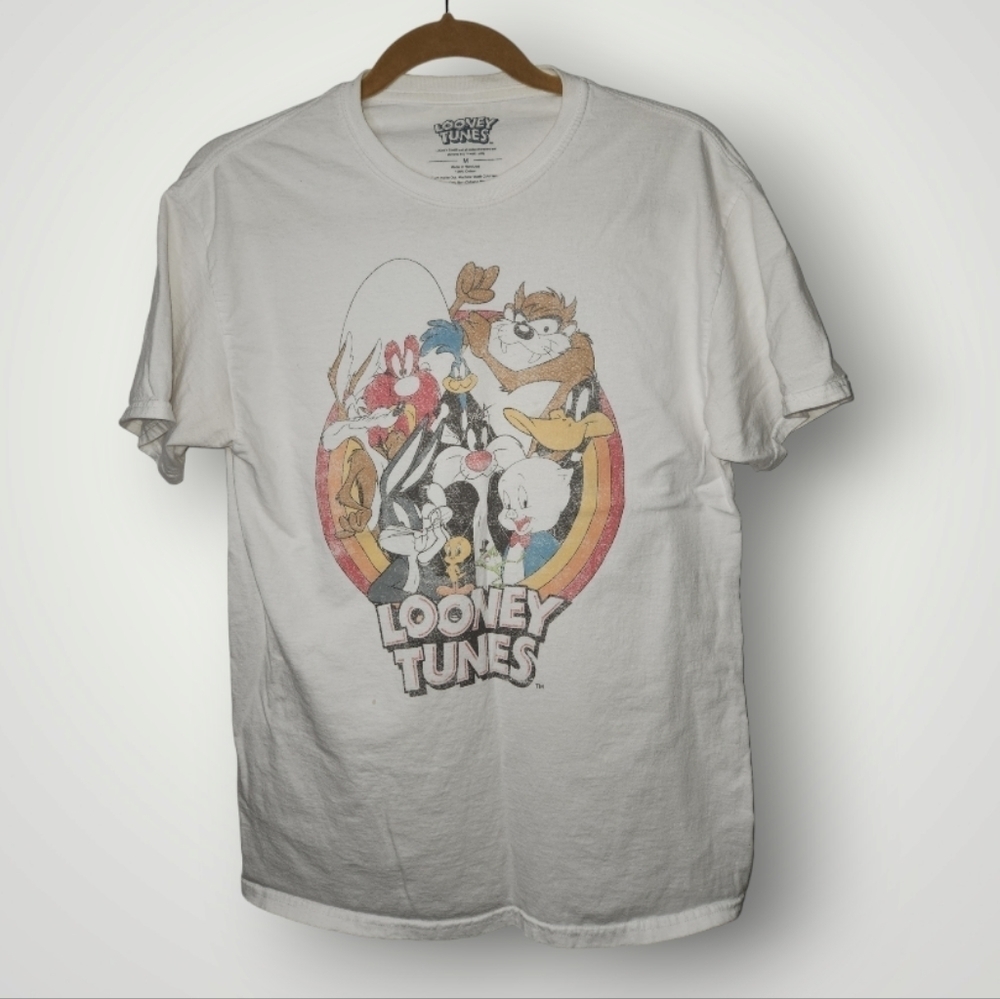 Looney Tunes character crew neck tee M